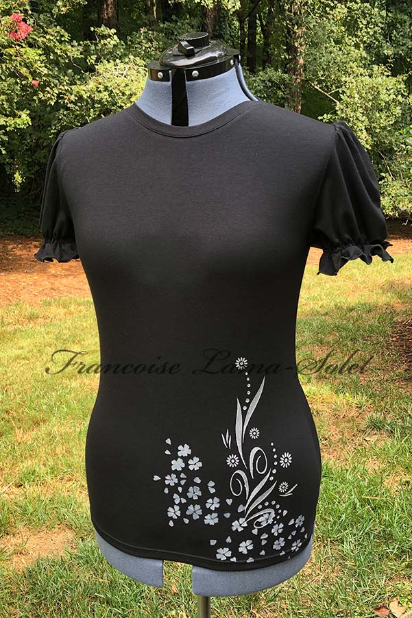 Artsy puff sleeve top handmade with black bamboo cotton jersey and hand printed with flowers - Whisper